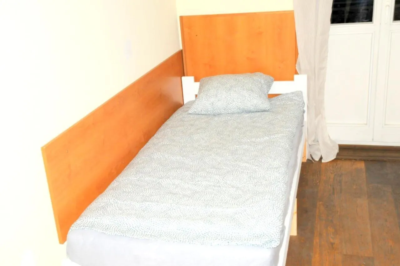 Economic Mandala Apartment Posen