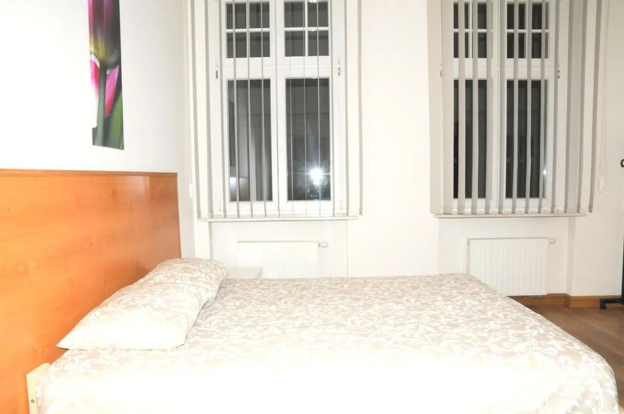Economic Mandala Apartment Posen 0*,  Polen